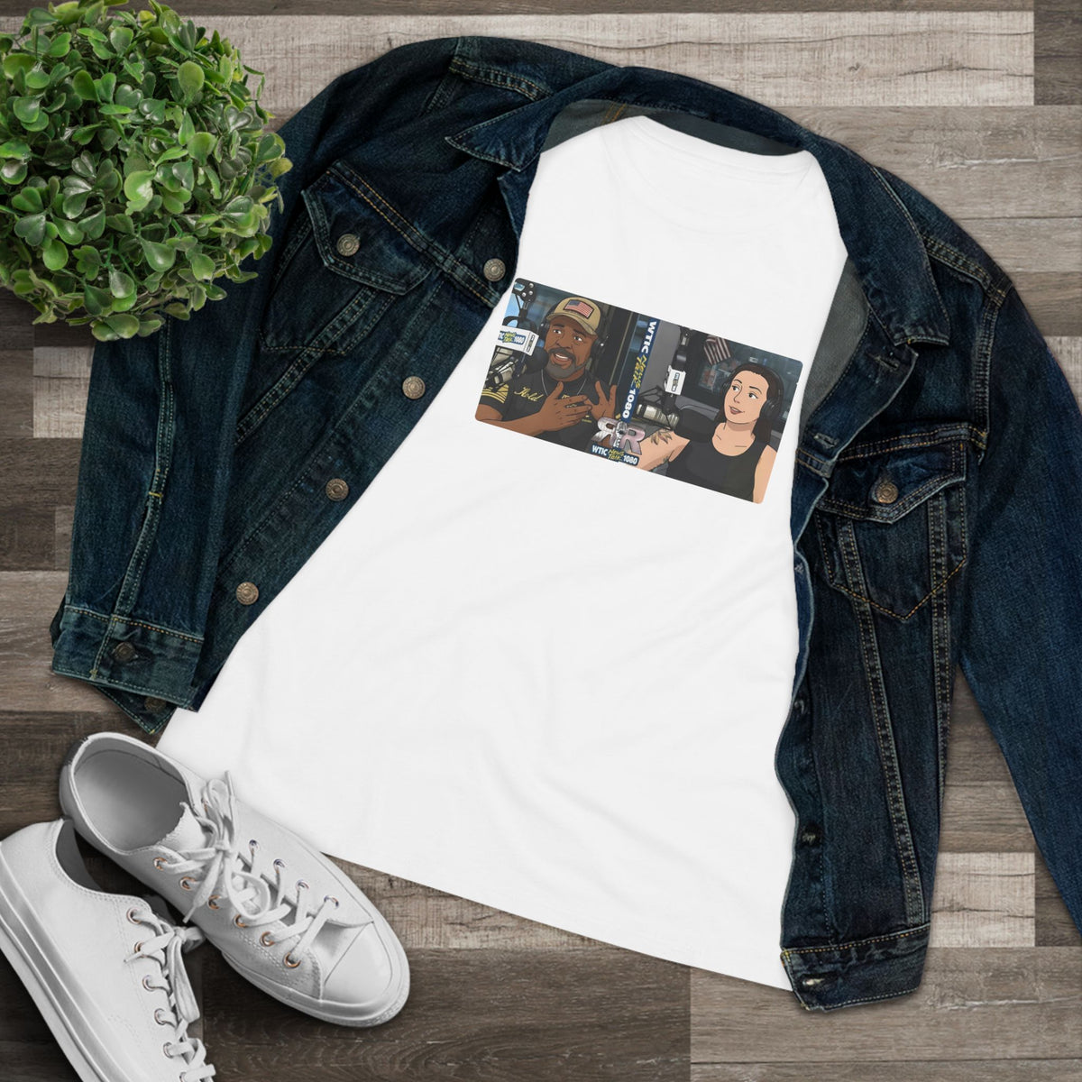 Reese On The Radio Studio Tee – Women's